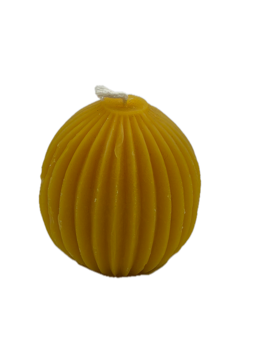 Kugelkerze mit Rillen